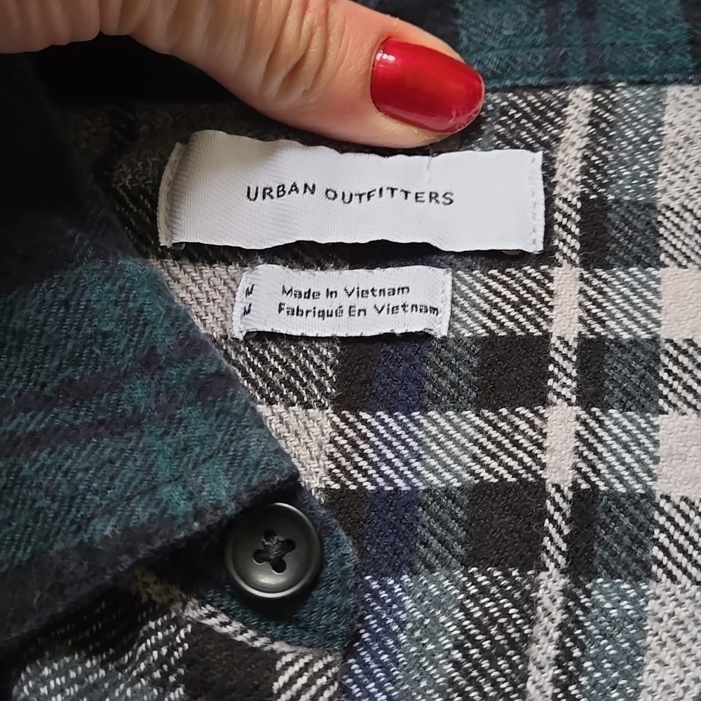 URBAN OUTFITTERS Patchwork Flannel size M - Picture 4 of 8